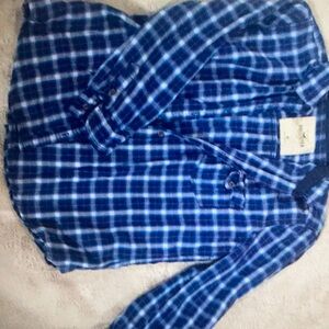Hollister long sleeve Button Up short